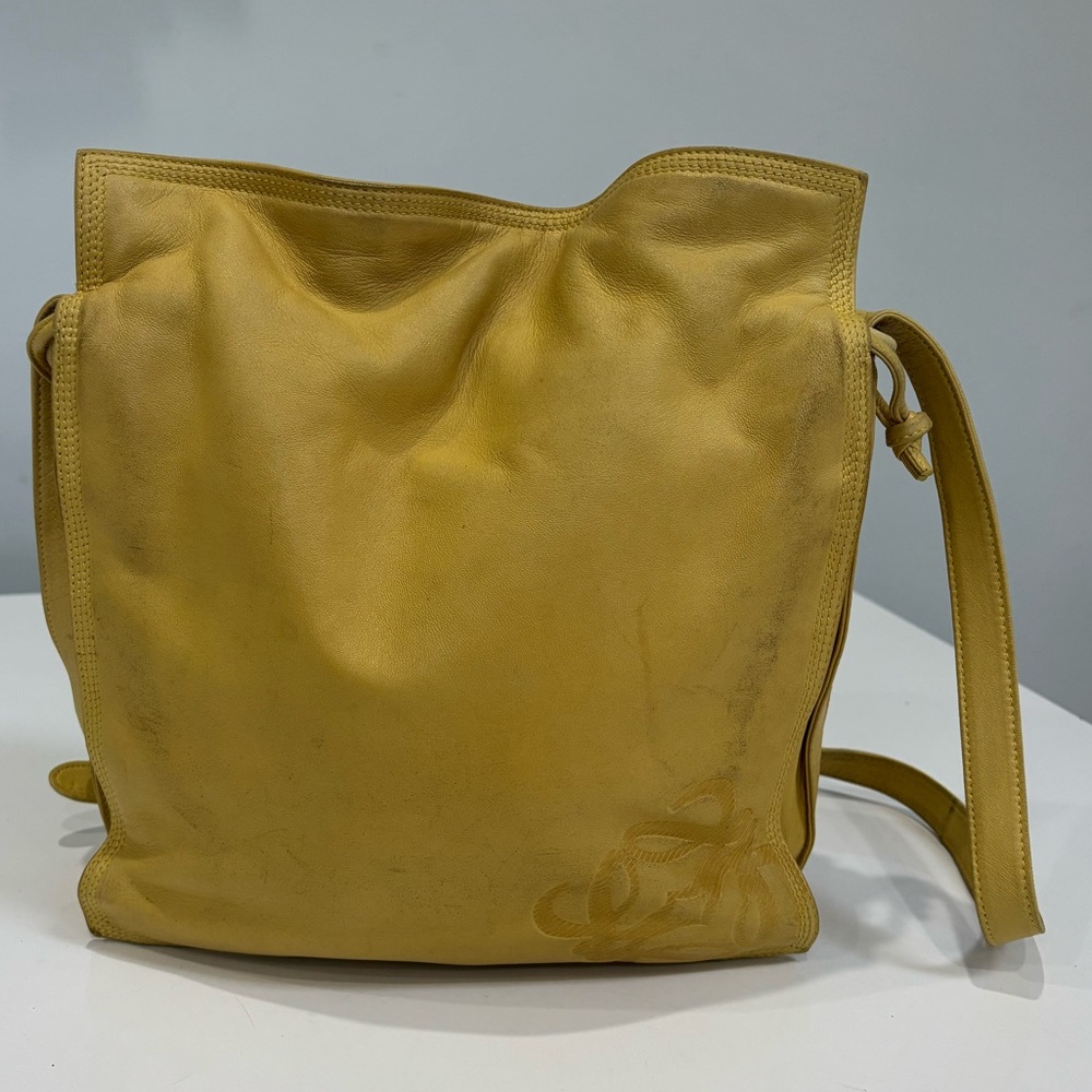 Loewe Yellow Nappa Drawstring Bucket Bag Anagram – Flamenco Style - Picture 4 of 16